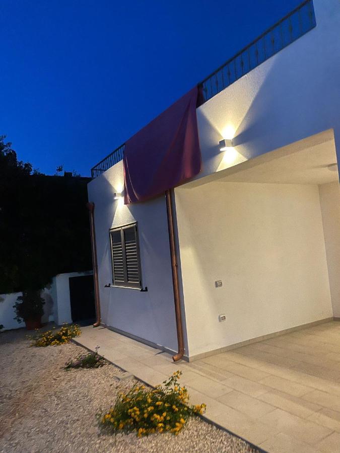 Chrisso Rooms Affittacamere Сан-Теодоро Экстерьер фото